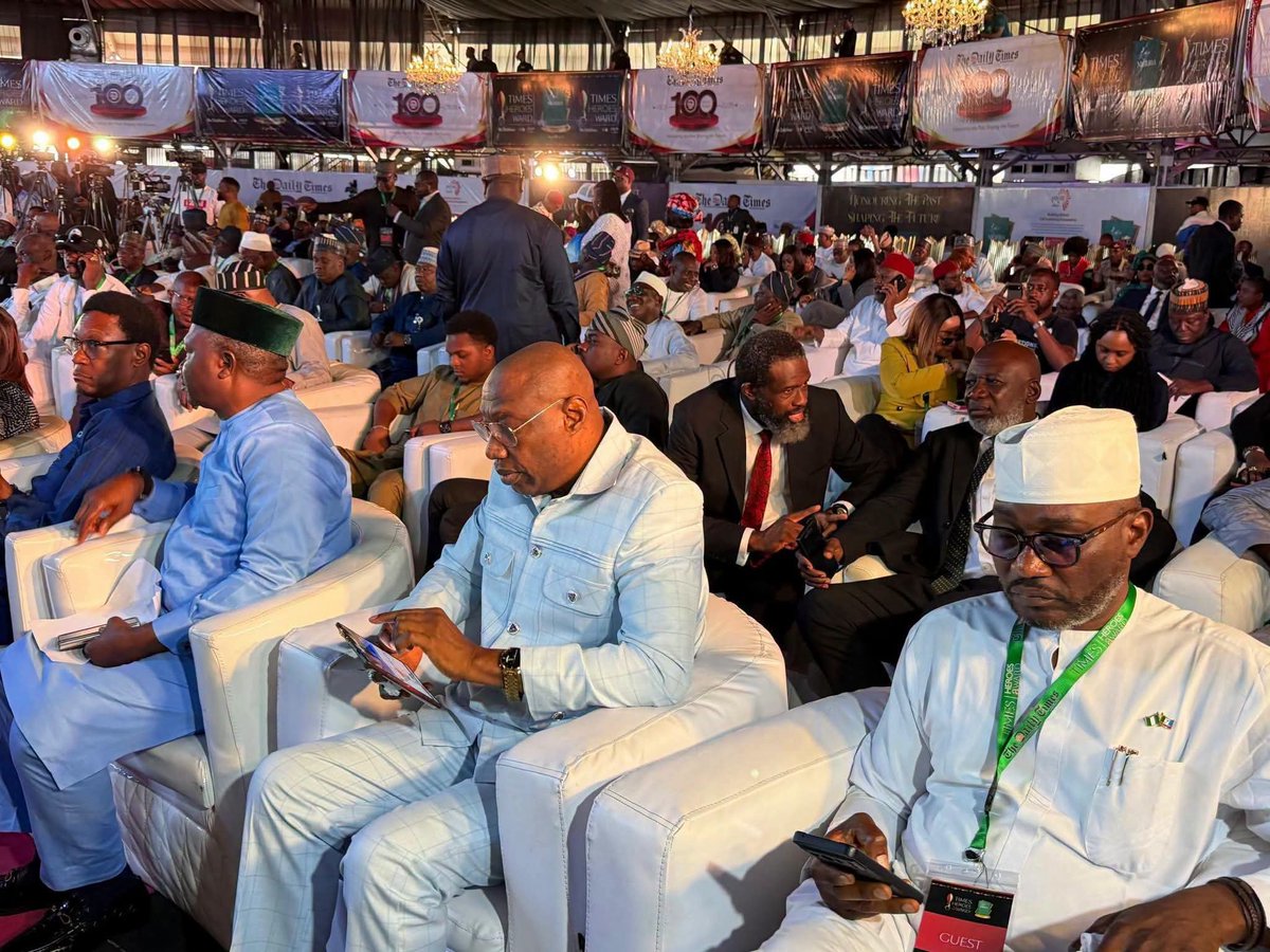 EngrAUFarouk's tweet photo. Celebrating 100 Years of Daily Times: A Legacy of Journalism, Truth and National Service.

Today,I had the privilege of joining the Honourable Minister of Aviation and Aerospace Development @fkeyamo and other distinguished Nigerians at the Centenary Celebration of Daily Times. https://t.co/ZWf6Rti7md