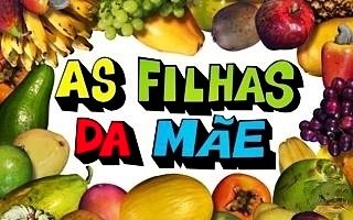 EcleticBoy's tweet photo. Depois de Paraíso tinha decidido assistir Top Model do Calmon, mas uma novela do Silvio de Abreu não sai da minha cabeça e decidi assistir uma novela bem pastelão, divertida dele #Sassaricando #Cambalacho #AsFilhasDaMae https://t.co/9ax9cE4DhP