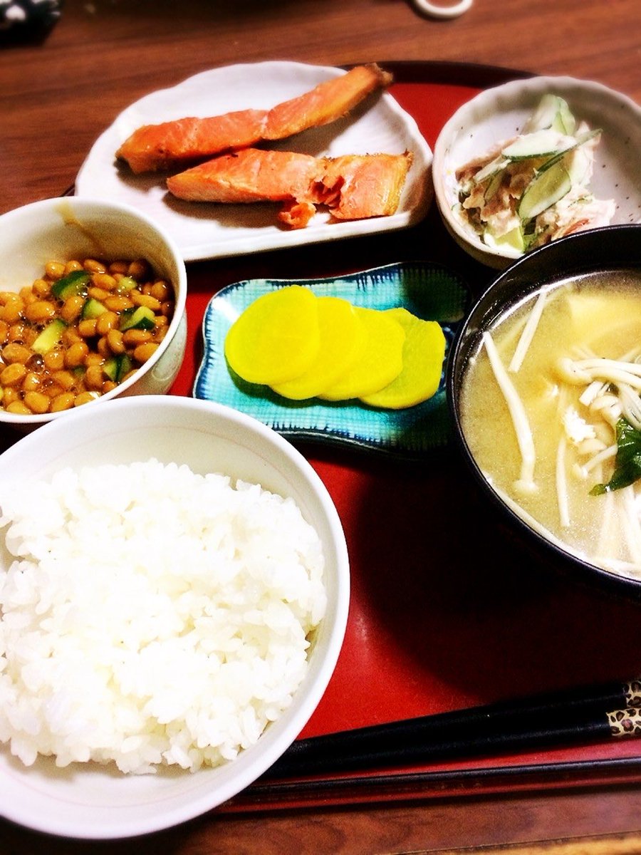 king20105293977's tweet photo. 朝ごはん
和食🍚　蒸し暑い😅 https://t.co/bTUJejf8s3