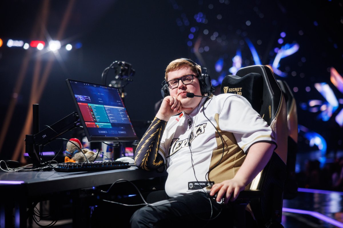 statsmeisterVLR's tweet photo. 🇱🇹Boo with 🇪🇸Team Heretics

🥇 1x EMEA Champion
🥇 1x EWC Champion
🥈 1x Champs Runner-up
🥈 1x Masters Runner-up
🥈 3x EMEA Runner-up
🔹 6x International appearances (2024-2026)

Also Boo took that 2024 Heretics roster with FOUR rookies to back-to-back International Grand Finals https://t.co/rItrJanb4J