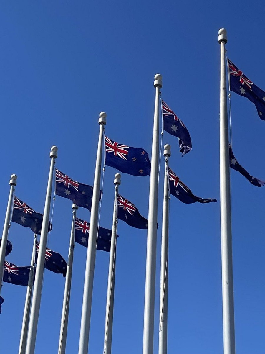 fryan's tweet photo. On the 125th anniversary of Australia’s national flag, someone accidentally flew two New Zealand flags outside Parliament. (via Politico) https://t.co/iltrGPXY6h