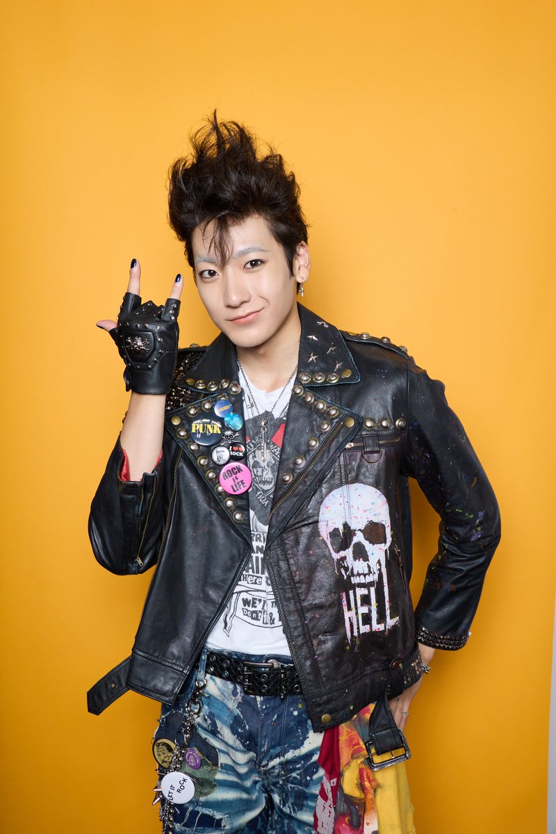 dramadeep_ntv's tweet photo. ⋰
🐱 十六夜膳房 (いざよいぜんぼう) 🍚
　 登場人物紹介 ③✨
⋱

閻魔王(えんまおう)￤#秋谷郁甫 さん
3000もの黄泉の食堂を統括するエリアマネージャー的存在✊

いわゆる“閻魔様”のように、人生の判定はしません。
明るいお調子者で、白無常が大好き！！🐈💗

コメントはこちら💬
https://t.co/BcxbVCEXD4

#いざよい
10月期 #ドラマDEEP
10月12日(月) 24:24～放送スタート