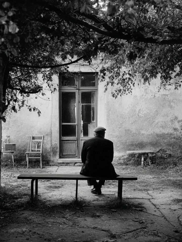 literlandweb1's tweet photo. "Me gusta la gente sentipensante,
que no separa la razón del corazón.
Que siente y piensa a la vez.
Sin divorciar la cabeza del cuerpo,
ni la emoción de la razón".

Eduardo Galeano https://t.co/ZSGvi28EVW