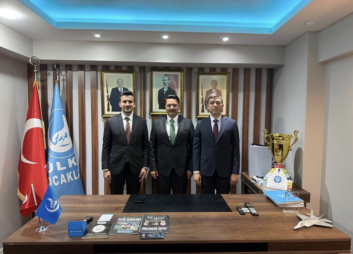uskudarocak's tweet photo. Ülkü Ocakları istanbul il
Başkanımız Sayın Alparslan Doğan'ın
takdirleriyle, Ülkü Ocakları Üsküdar ilçe Başkanlığına Umut UZUN atanmıştır.
Görevini devreden Mustafa GİDER ve geçmiş dönemlerde Ocak başkanlığı yapan ülküdaşlarımıza teşekkür ederiz. https://t.co/gWU43735yk