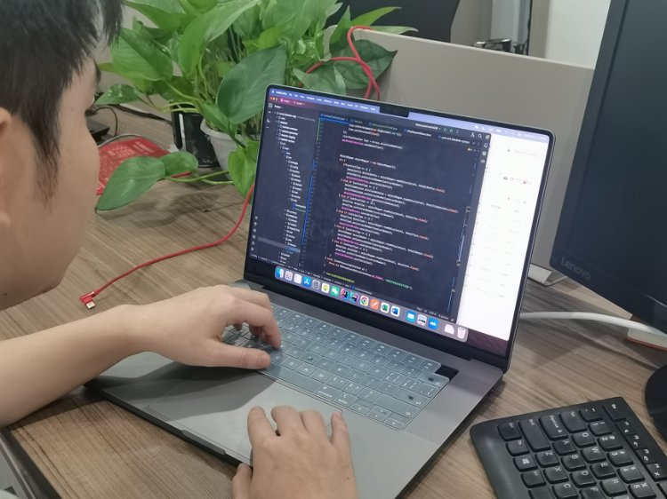 chxhm8's tweet photo. Just aced my first Java coding quiz after 3 days of non-stop practice! Every line of code feels less scary now. https://t.co/7cIvb7MSMn