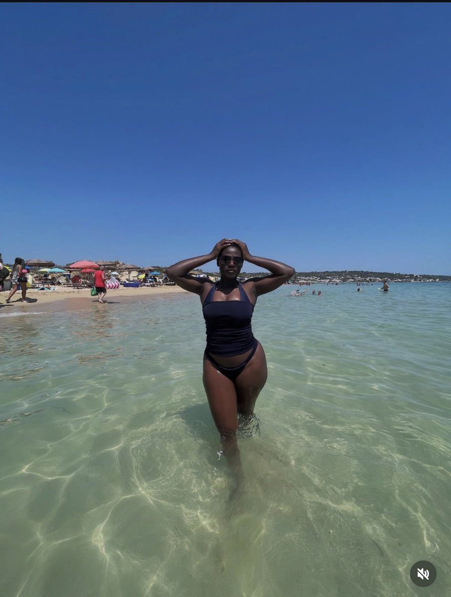 kikebunmi's tweet photo. See hotness.

Biggie your plan has backfired.
You thought you would starve us of this beauty by banning Abi from the pool party?

You lie 😂🔥

#AbisolaAyoola #bbnaija https://t.co/Bpu4kHVGjv