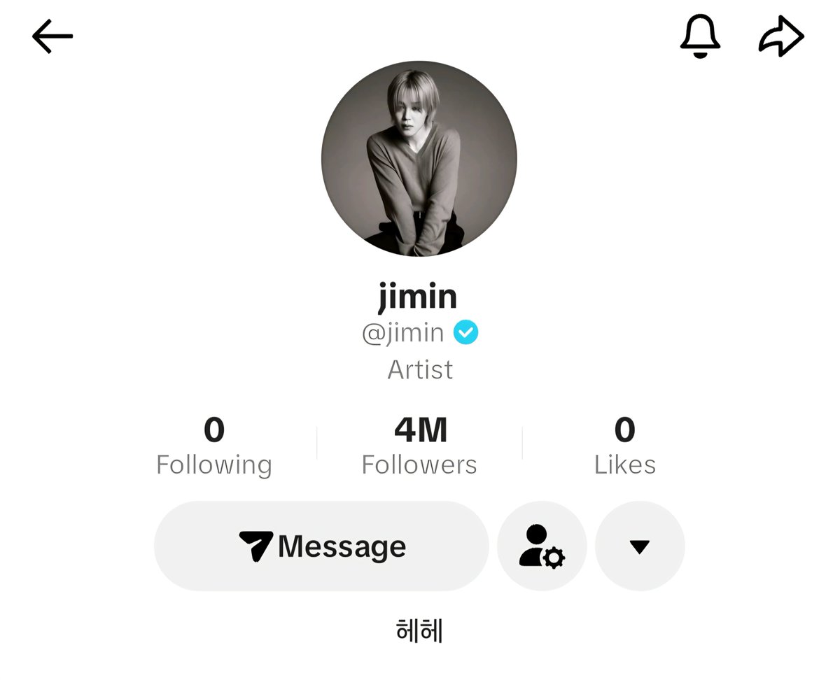 JIMIN_RECORD13's tweet photo. 지민 틱톡 계정이 4백만 팔로워를 기록했습니다. 

➡️https://t.co/6sUnZBQ8qc

JIMIN ON TIKTOK
#JIMIN #지민 https://t.co/GLOEiG4fxN