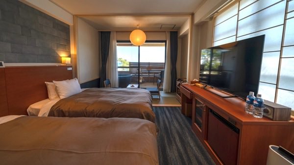 mimitravel33's tweet photo. 熱海で絶景の湯めぐりするなら絶対ここ...

計11カ所ある貸し切り露天風呂と3つのサウナを楽しみ放題の、温泉好きにはたまらないお宿。 https://t.co/v4UIRQTmR0