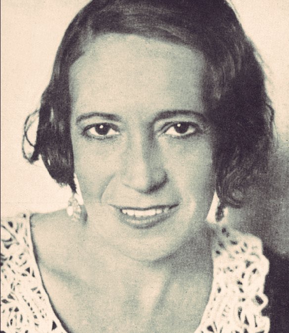 NoemiEsquerre's tweet photo. "No oblideu que ni un sol dia de la meva vida he deixat d'escriure, perquè per a mi escriure és com respirar."
Fa 52 anys moria a Berga l'escriptora #AuroraBertrana.
#3setembre1974 #3setembre https://t.co/xSYcwsR148