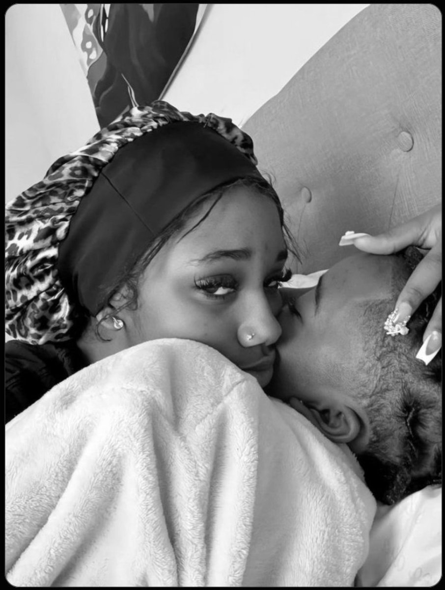 the1wickedvoid's tweet photo. I don’t ask for much, just peace and her 🖤 https://t.co/pW4bplMLbA
