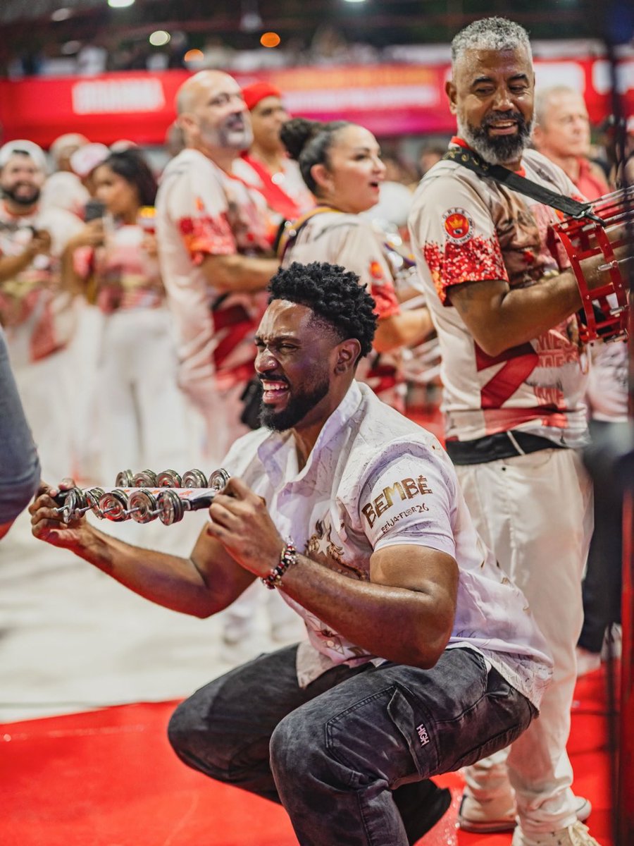 marlomvictoradv's tweet photo. POV: SEMI FINAL DA BEIJA FLOR 🩵 👑🔥

Hoje é dia de semi final da nossa amada @beijafloroficial , dia de descobrirmos qual será nossos sambas finalistas, qual será escolhido na quinta feira, dia 10 de dezembro. 

Te vejo em nossa quadra? 

#beijaflor #bateria #chocalho https://t.co/8VpPLTgsNk