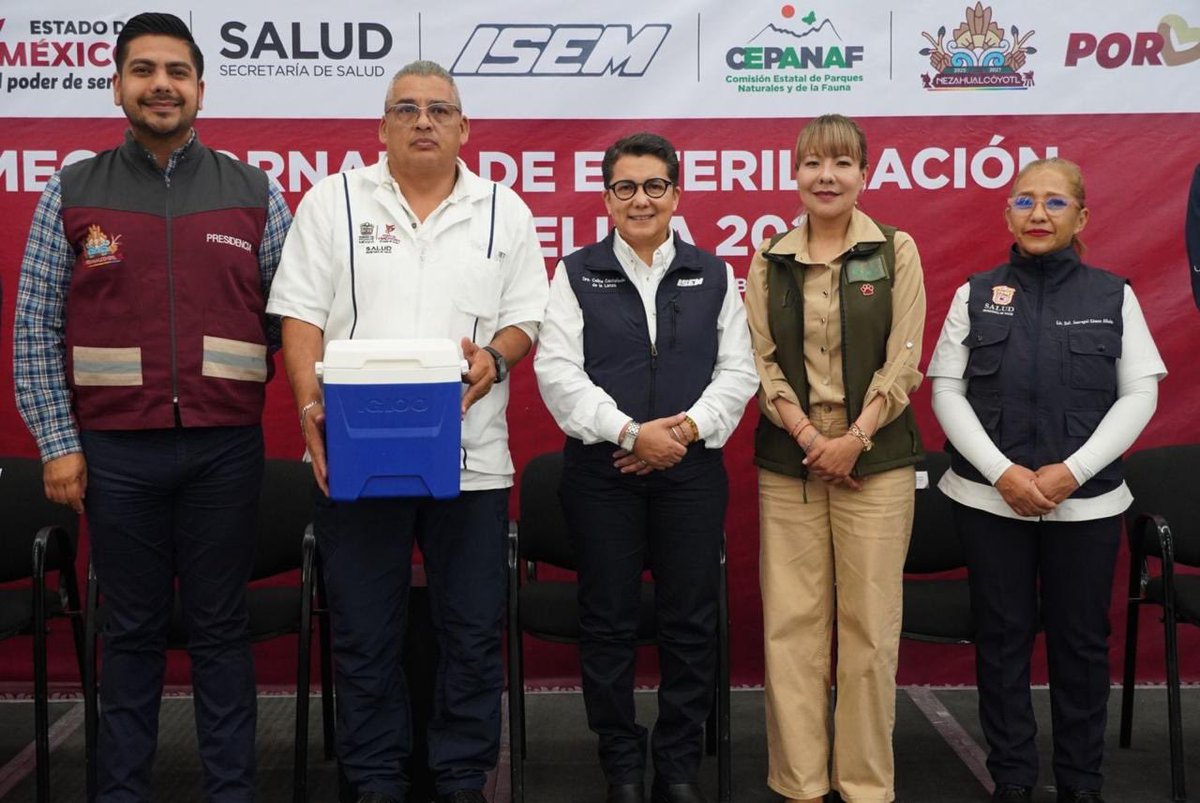SaludEdomex's tweet photo. 📰 #ComunicadoSalud | Realiza Gobierno de Delfina Gómez 300 esterilizaciones de michis y lomitos en la Zona Oriente
✅ Con la Mega Jornada de Esterilización Canina y Felina 2026 se estima evitar el nacimiento de más de 10 mil perros…
📌Más detalles: https://t.co/GeVEcAsm6M https://t.co/jNsdasCZER