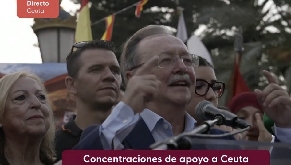 ARPolicias's tweet photo. Marruecos mueve tablero político a España próximas elecciones generales.En Melilla consiguieron  provocar conflictos 1986.Ahora toca Ceuta!
✳️"Patriotas nuevos"no van a faltar para agitar.Los residentes seguirán a merced de unos y otros,en su lejanía peninsular.
🗣Qué triste😡 https://t.co/zWlMLB40dc