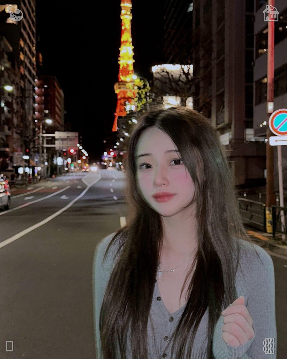 hirasauna's tweet photo. As Clara told it, their grandmother had no desire to keep the treasure all to herself; rather, she intended to use it for the benefit of others, specifically to restore the seaside community that had been devastated by the conflict. The covert organization she belonged to was de https://t.co/FId73bXXQw