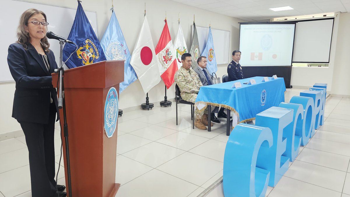 cecopaz_oficial's tweet photo. Taller sobre Operaciones de Paz en el marco de la Cooperación de Defensa Japón–Perú.

🪖🩵💪🇺🇳🇵🇪 #ONU #UN #UnitedNations #Peacekeepers #Peacekeeping #MINDEF #CECOPAZ #FuerzasArmadasPerú #Ejército #MarinaDeGuerra #FuerzaAérea #PolicíaNacional #MilitaryTraining #日本大使館 #NDP https://t.co/BQ1hpllW7i