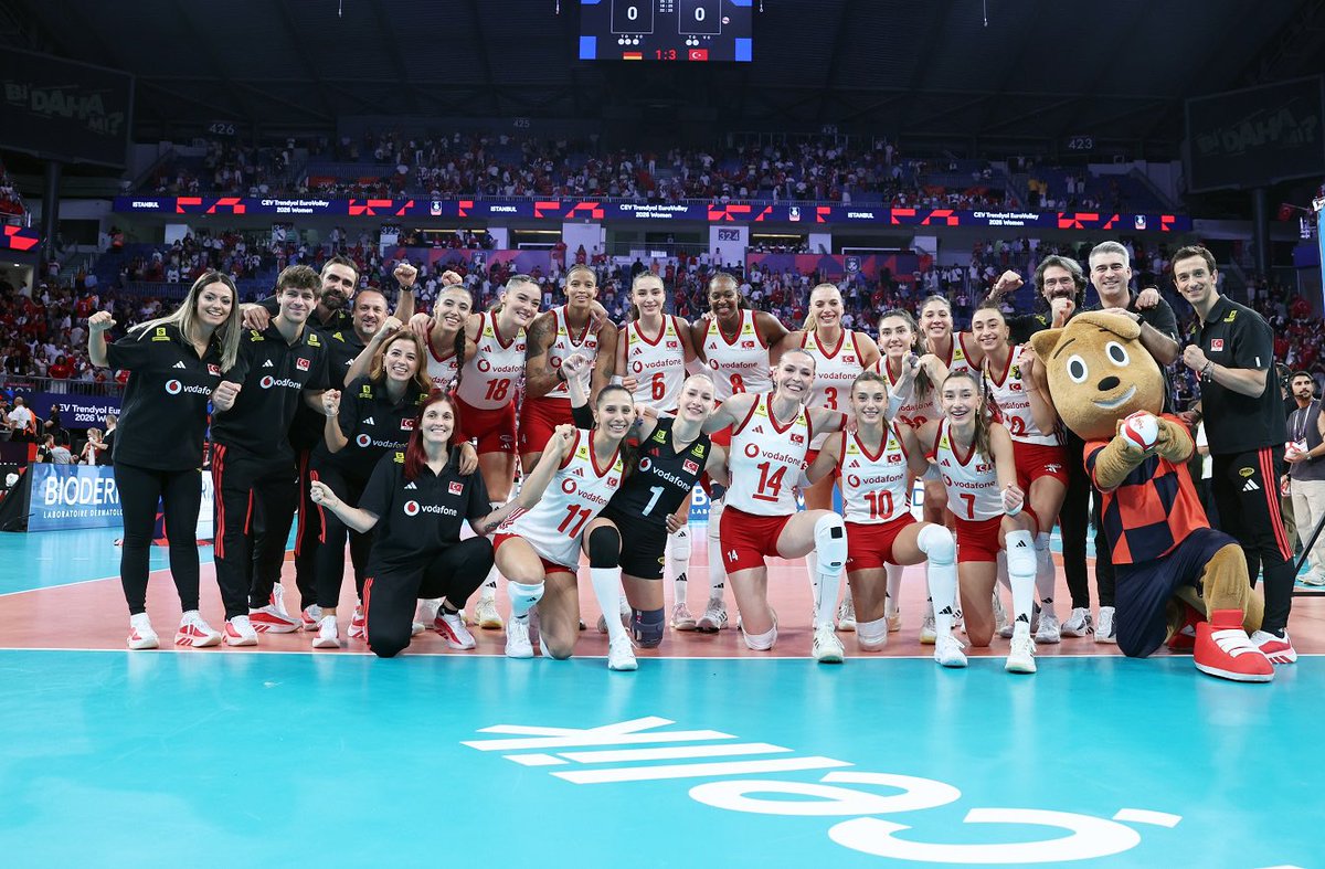 TVForgtr's tweet photo. Filenin Sultanları, CEV Trendyol 2026 Avrupa Şampiyonası'nda Yarı Finalde!
⛓️‍💥 https://t.co/EywHmp6VrY https://t.co/0QjX8165sP