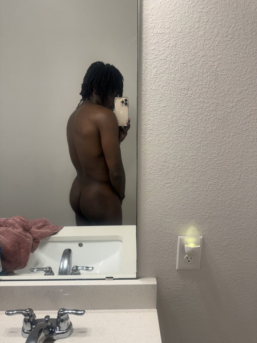xoking17's tweet photo. Some of yall was wondering what my ass looks like 
#atx #mlm #onlyfans https://t.co/COQLwwsNtB