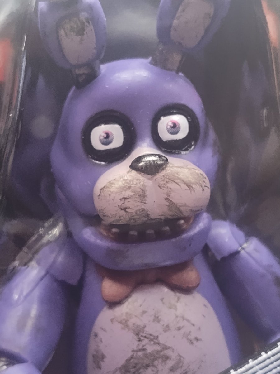 FNAFAlerts's tweet photo. The Bonnie TOTAKU figure has finally been found! Just like the rest, he costs $16.99 and can be found at GameStop.

Additionally, we can now see all four figures together!

Credit to @/NWing85 for the Bonnie pictures! https://t.co/fmTW9sPfmp