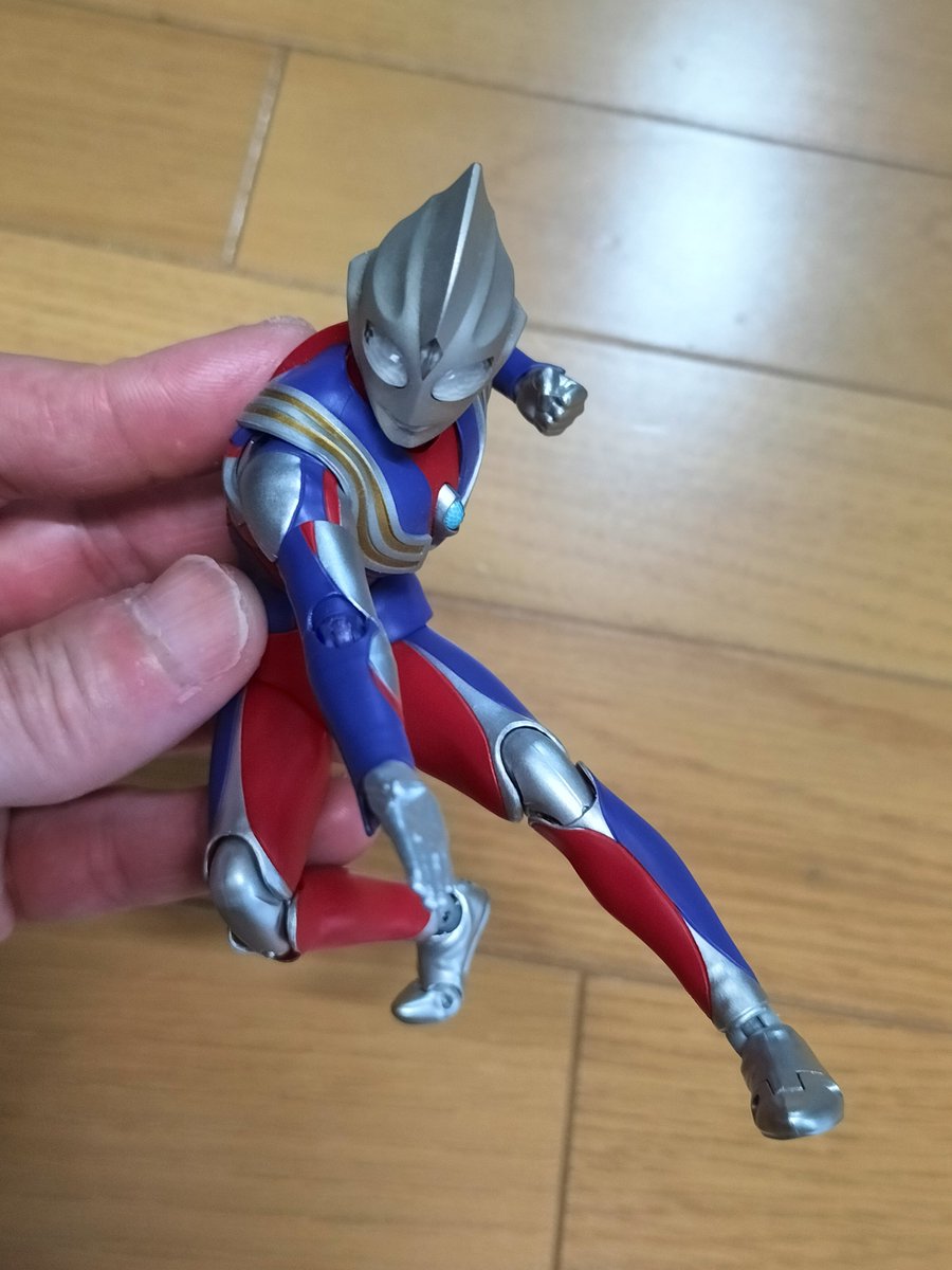 XtFNwCYrCe4Pcbo's tweet photo. 仕事行く前に
ウルトラマンティガ！！🤩 https://t.co/cfrw1293Mb