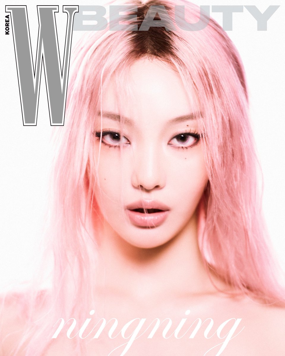 yizhuodaily's tweet photo. oh my god ningning https://t.co/YS5iWPQ7h2