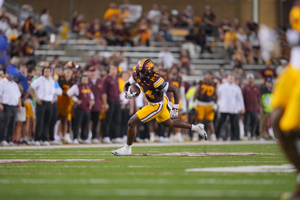 Minnesota Football: The young guys out here making plays 😎

#RTB #SkiUMah #Gophers