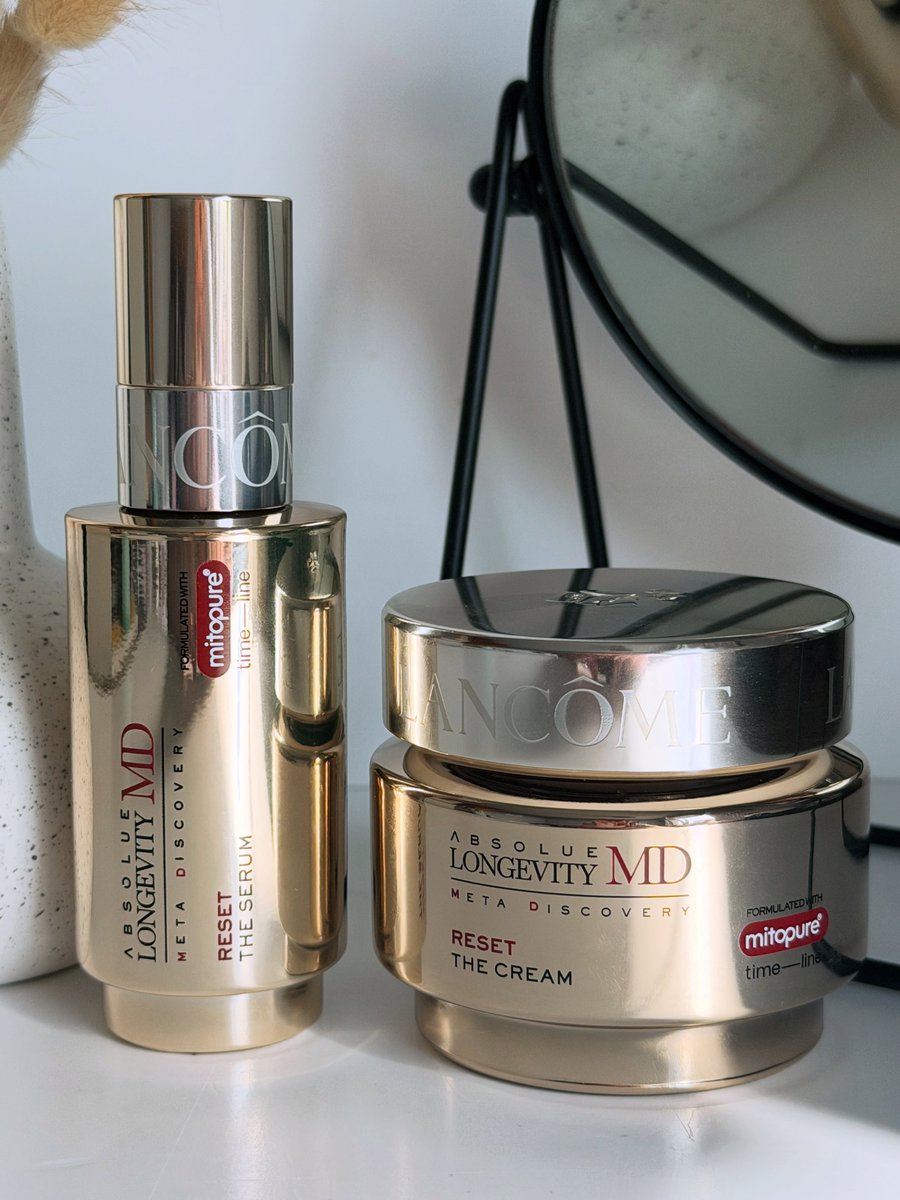PorshaSiegkh's tweet photo. Ad/PR: Trying Lancôme Absolute Longevity MD Reset serum and moisturiser. I’ll use both twice daily and share my results. Reset is designed for skin showing signs of ageing, for ages 55+. https://t.co/YQqh4Xlio1
