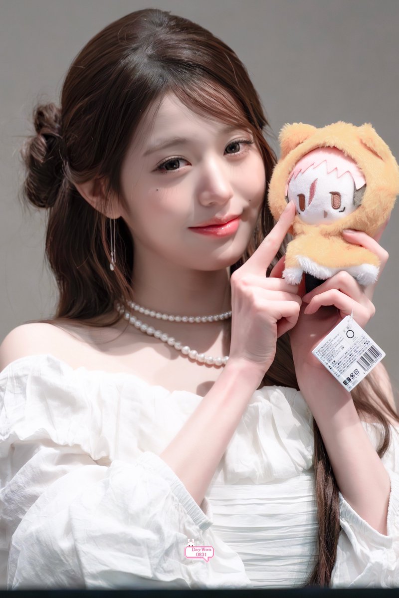 day0831one's tweet photo. 260903 HK fs HD - 2
🍀💗🥰
#장원영 #원영 #WONYOUNG #아이브 #IVE #JANGWONYOUNG https://t.co/bf69kN2Ytu