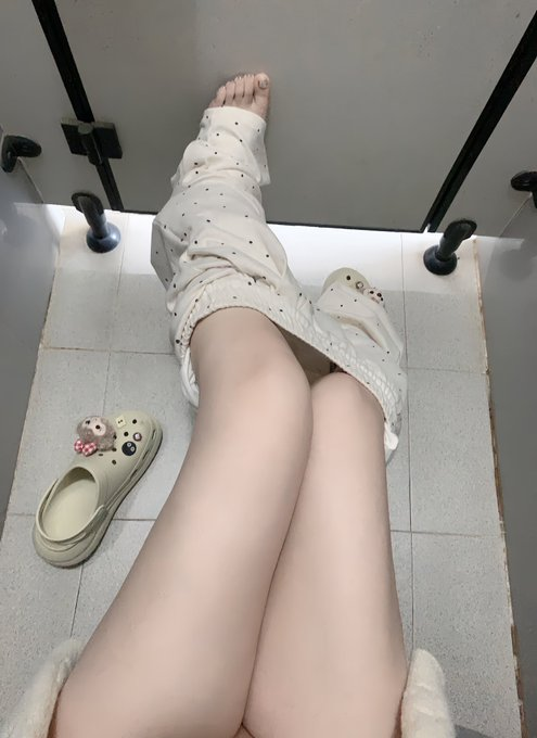 manalkhaffagy's tweet photo. 起床了继续发！！

我的的形体课照......

要看吗 🙋🏻‍♂️真给😍新鲜的福📷 🤪 https://t.co/v13Vlpdknl