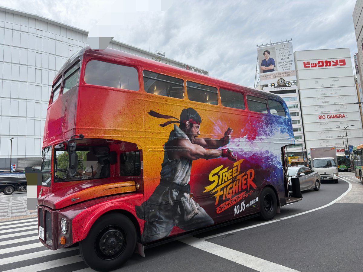 mm92cap's tweet photo. #ストリートファイターザムービー
池袋に来てるんですが運良くアドトラックが通りました💥公開が待ち遠しい‼︎ https://t.co/mPxv6iGCUL