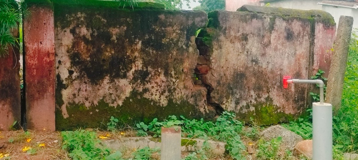 PratapChPanigr5's tweet photo. @SecyChief @CMO_Odisha @IPR_Odisha @WCDOdisha @PRDeptOdisha ଆମ ଅଞ୍ଚଳର GovtUPS.SahajotBlockBangomudaDistBalangirରେBoundaryWallGateclassroomନଥିବାରୁଛାତ୍ରଛାତ୍ରୀଙ୍କସୁରକ୍ଷାନେଇ ଚିନ୍ତାବଢ଼ିଛିଏନେଇସମ୍ପୃକ୍ତବିଭାଗନିର୍ମାଣକରିବାକୁଅନୁରୋଧ https://t.co/qGnAmkkRzl