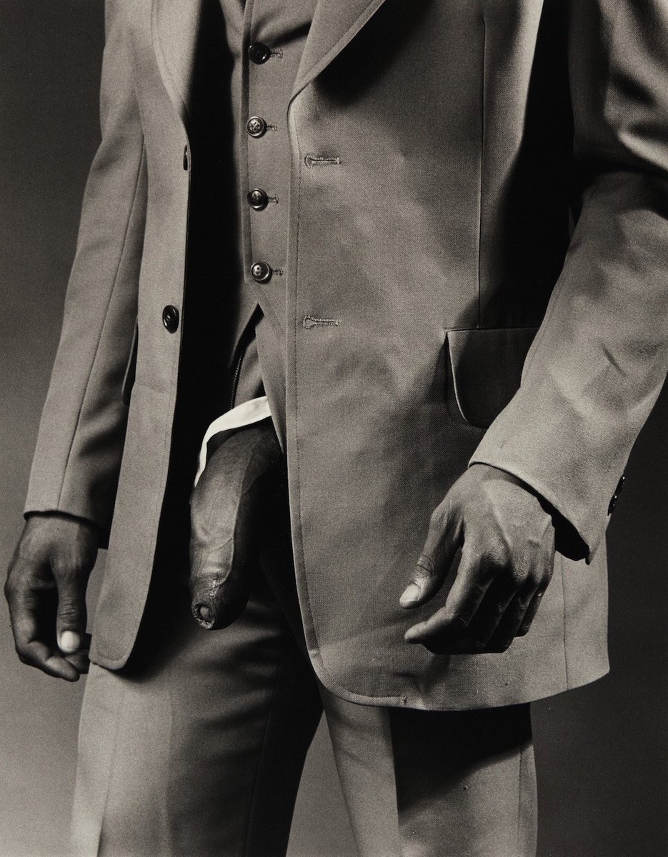 ebonyuomo's tweet photo. ph. robert mapplethorpe https://t.co/JuJcRjio5Q