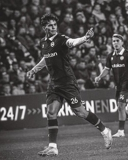 SoccerTwinks's tweet photo. Thom van Bergen 🇳🇱
FC Groningen
2004.01.06 https://t.co/8d2sbck0TA