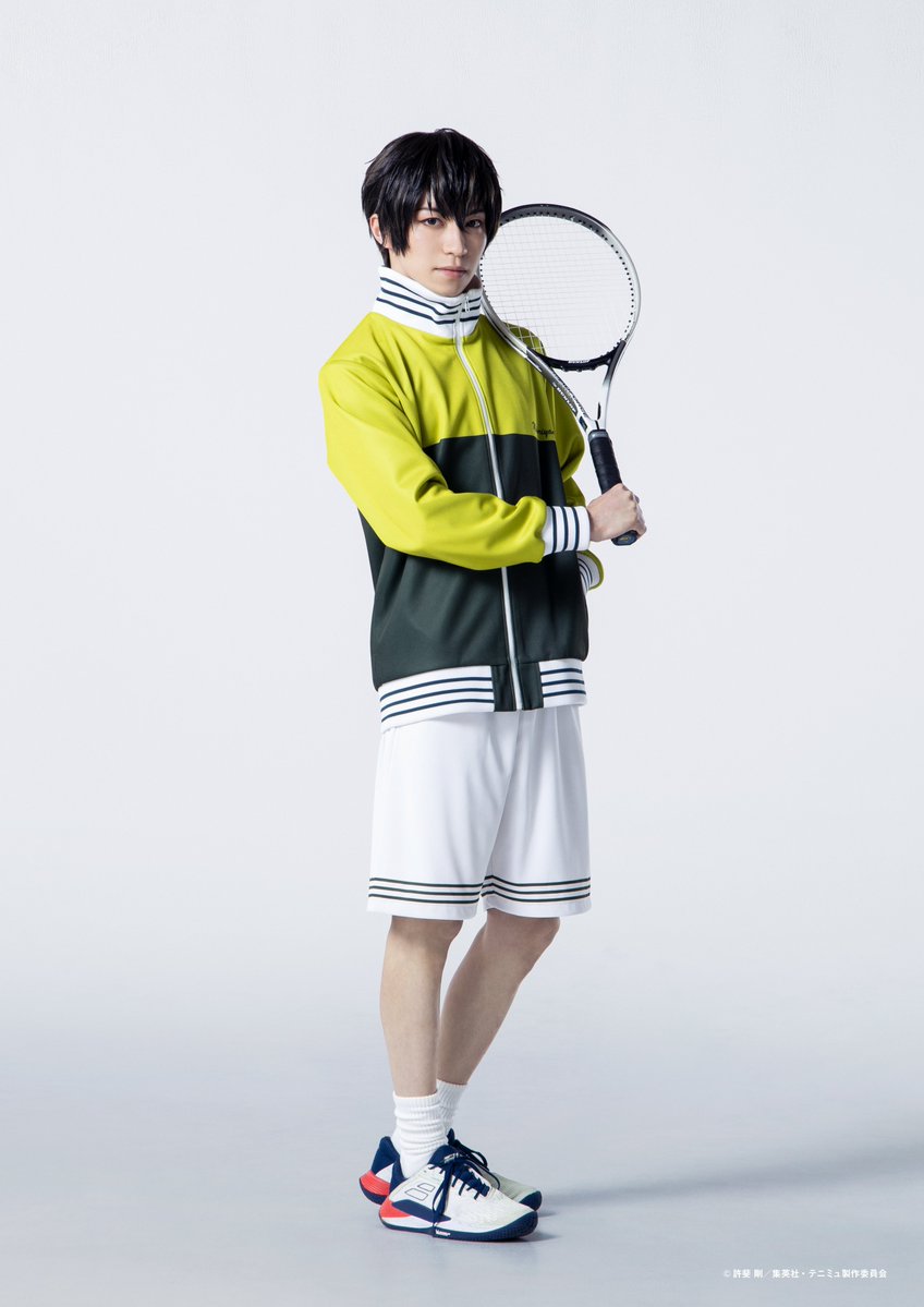 TennimuNews's tweet photo. 【キャラクタービジュアル⑨】
ミュージカル『テニスの王子様』4thシーズン 全国大会 青学vs立海 後編公演に登場するキャラクターのソロビジュアルを公開！

・季楽靖幸 役 成瀬遙城くん
・田仁志 慧 役 平川聖大くん
・遠山金太郎 役 宮川元和くん

※田仁志 慧の「慧」は旧字体
#テニミュ https://t.co/pQkRZjykpr