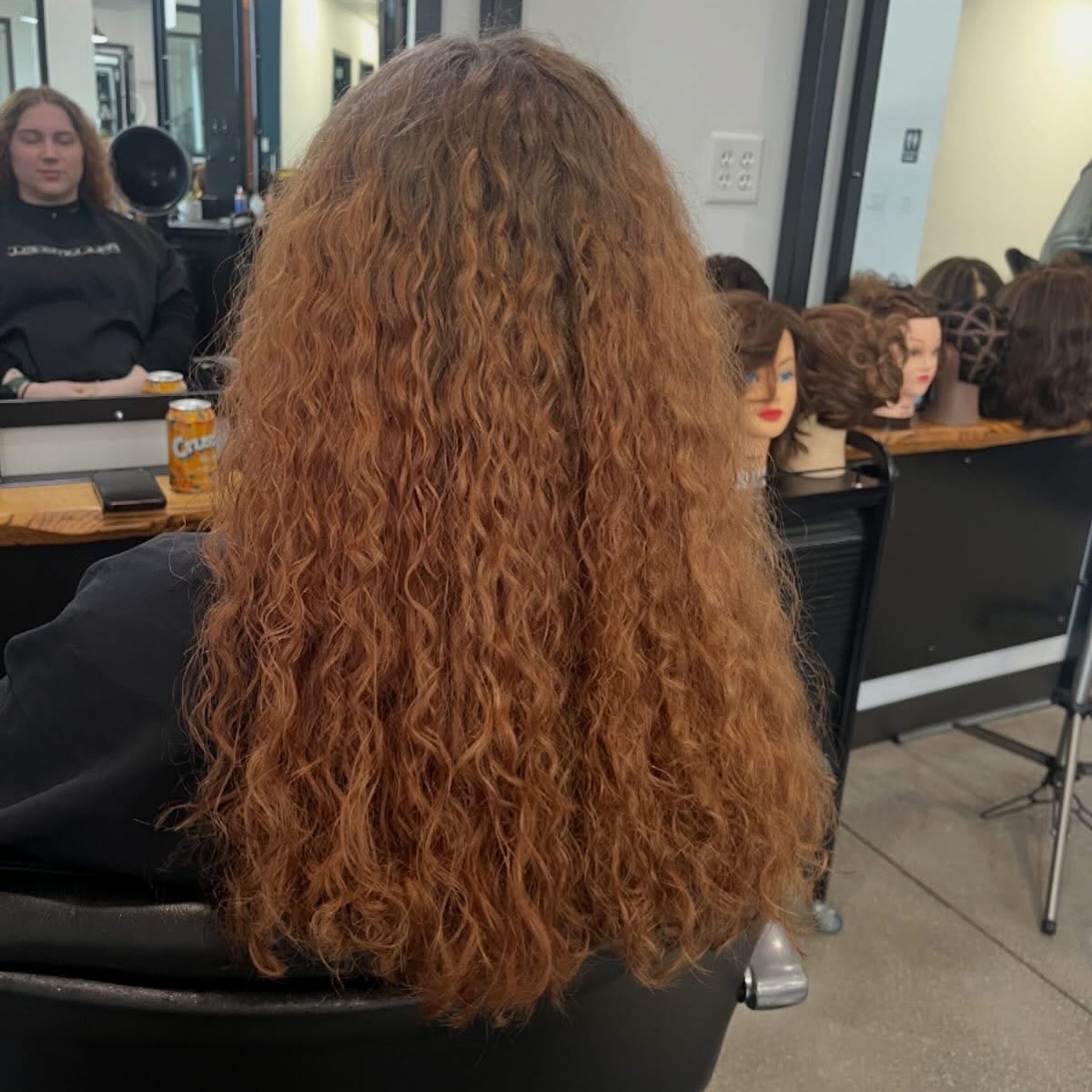 BarneyAvonshy's tweet photo. A perm to bring new life to her long locks. Perm by Allie | @aurabyallie_ https://t.co/OrHF15kvWO