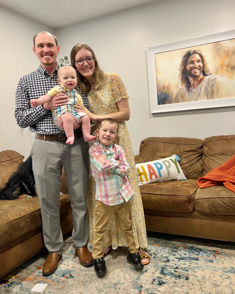 valdir38's tweet photo. Jesus brings us joy. Forever grateful, forever indebted. He lives. https://t.co/YOhBStL7tG