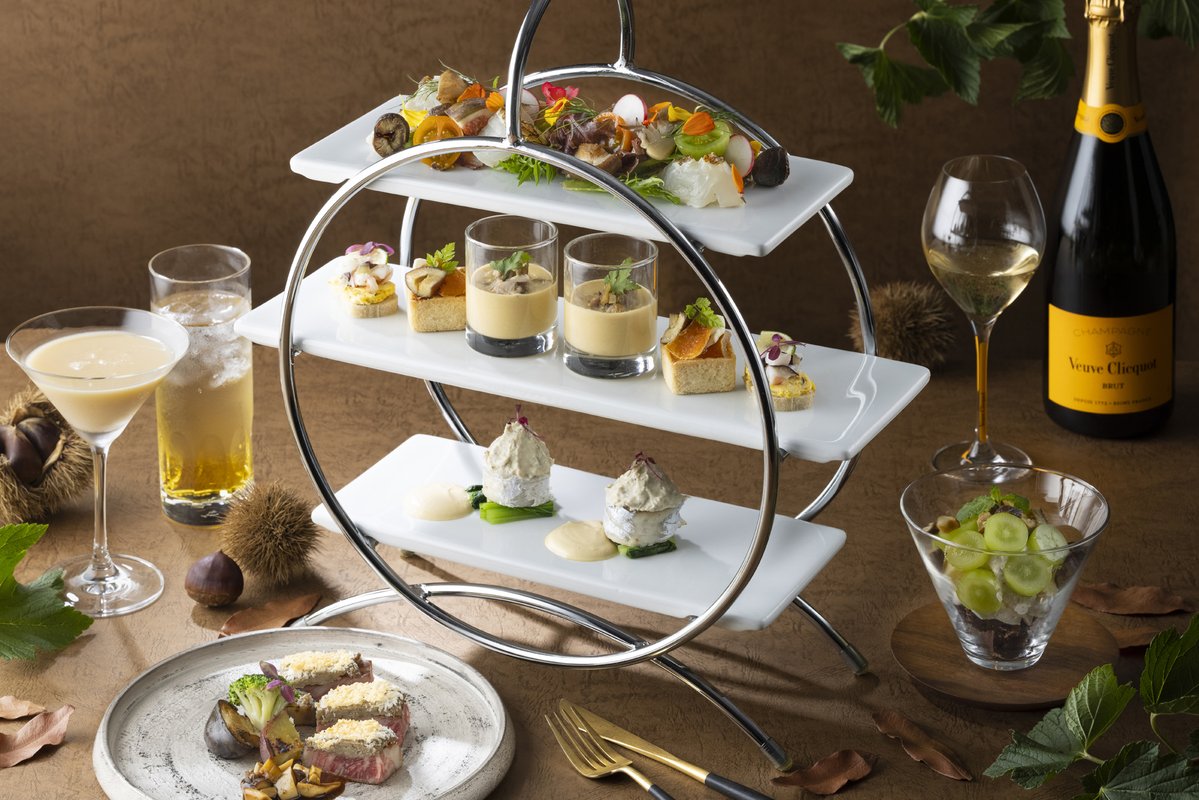 cyosaka's tweet photo. 🌰AUTUMN HIGH TEA “MARRON TREAT”

Celebrate autumn with a chestnut-inspired High Tea, served with free-flow Champagne, cocktails, and teas.

For Details &amp; Reservations
https://t.co/qvxjfZSX3X

#Marron #hightea #Osaka #osakaHitel #osakatrip #Marriott #cyosaka #chestnut #Autumn https://t.co/BojZoATi8r