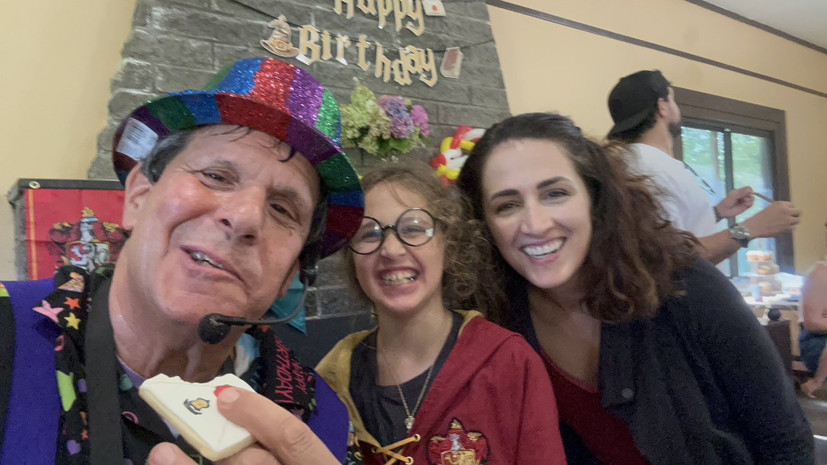 RichTheMagicMa1's tweet photo. GET YOUR TICKETS TO MY SHOW

My friends it’s official I’ll be the
ESL ROCHESTER FRINGE FESTIVAL 

Sept 19 , 11am &amp; Sept 26, 11:30am

THIS SEPTEMBER GET YOUR TICKETS TODAY
CLICK ON THE LINK BELOW:

https://t.co/e7z70sKSTx https://t.co/gKXhy2SPYA