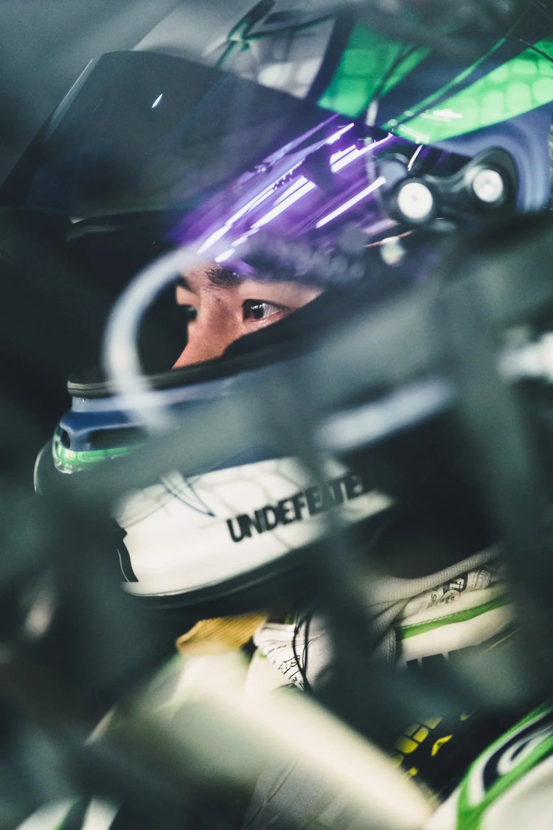 yibos85's tweet photo. 🎞 | 260904 | UNDEFEATED xiaohongshu update. 

85 on Track | China GT Shanghai Round – Test Day

Returning to the Shanghai International Circuit
Cutting through the air with a brand-new livery
Car No. 85 makes a full-speed comeback
See you at the race!

 #WangYibo #WangYibo王一博 #王一博 #หวังอี้ป๋อ #ワンイーボー #왕이보 #85RACING #YIBO85 #ChinaGT #ChinaGTChampionship
