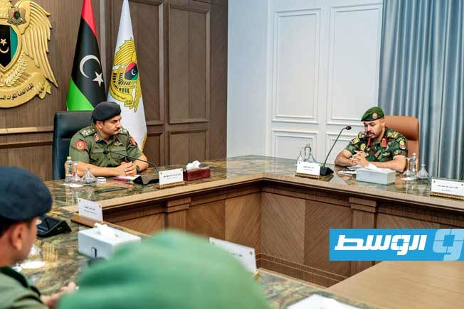alwasatengnews's tweet photo. Saddam Haftar discusses enhancing the readiness of Special Forces and developing training programs
https://t.co/HRwcboU2m1 #Libya #ليبيا https://t.co/Sk3dxewlJB