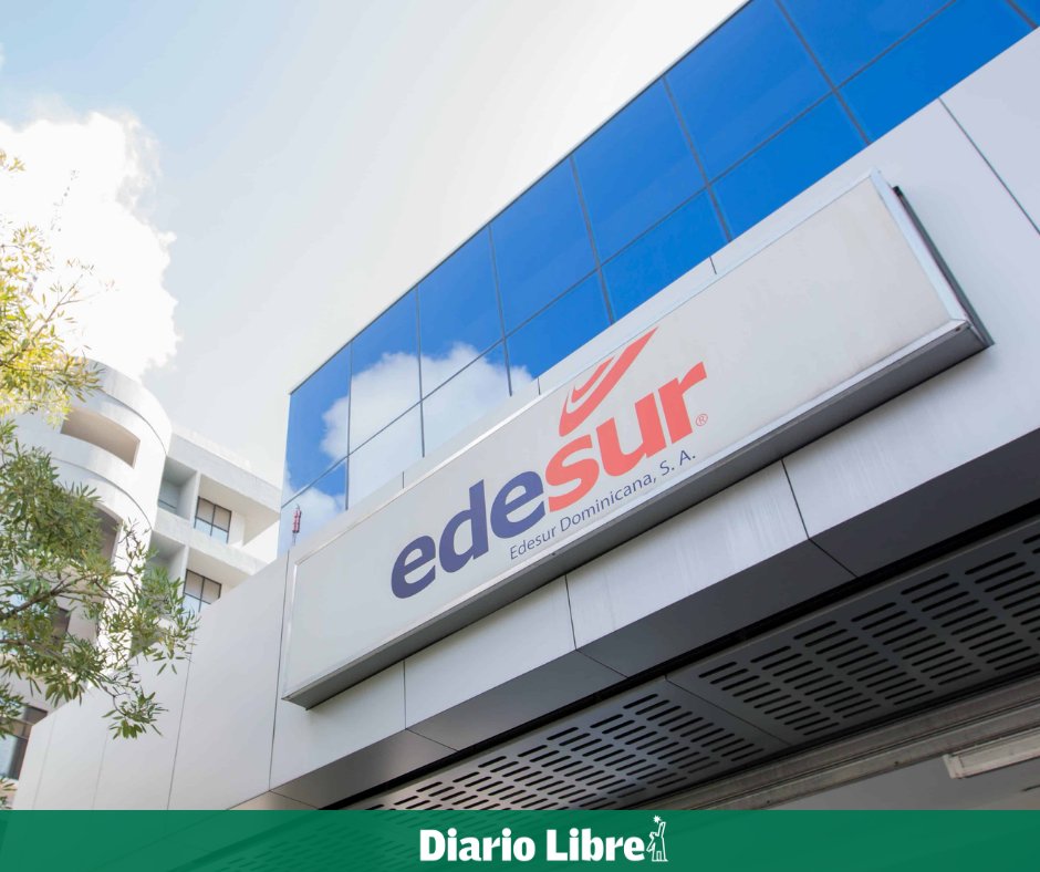 DiarioLibre's tweet photo. ⚡|#EnergíaDL| ¡En plena acción! Detienen a dos técnicos de brigada por presuntas irregularidades en Edesur

🔗https://t.co/ZvHodncMNk

#DiarioLibre #Edesur #Brigada https://t.co/ES2Hqwk8XO