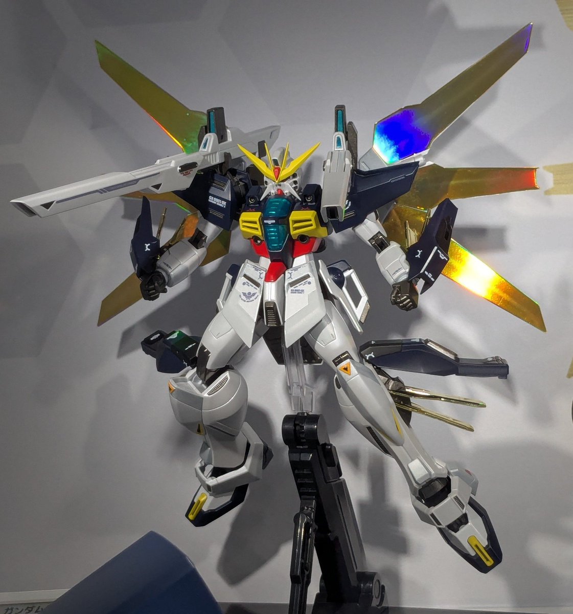 exkaize's tweet photo. なんか、中国産みたいな造形やなw
顔のヒゲも変だしリフレクターがツルツルだし。何これ？ https://t.co/Z0jWmaF959