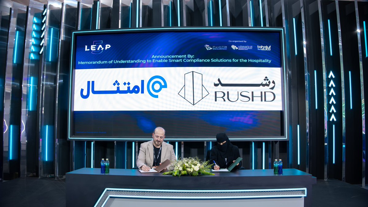useRushd's tweet photo. على هامش #LEAP2026، نعلن عن توقيع مذكرة تفاهم مع #إمتثال  
شراكة تهدف إلى تمكين حلول امتثال ذكية لقطاع الضيافة وتعزيز كفاءة إدارة المتطلبات التنظيمية.

#رشد #Emtethal #Compliance #PropTech https://t.co/zyTPw0pae1