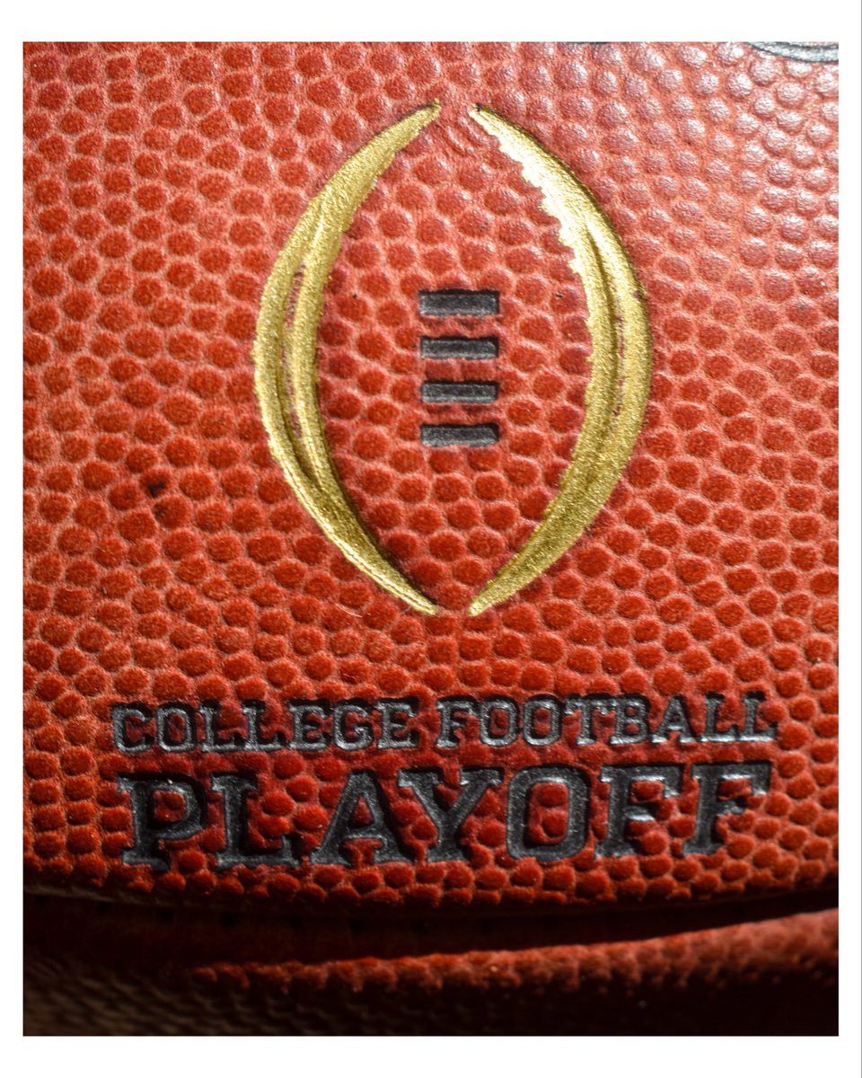 amfphotograph's tweet photo. @CFBPlayoff Its good to be back 😁 https://t.co/x9Dt5NPvI9