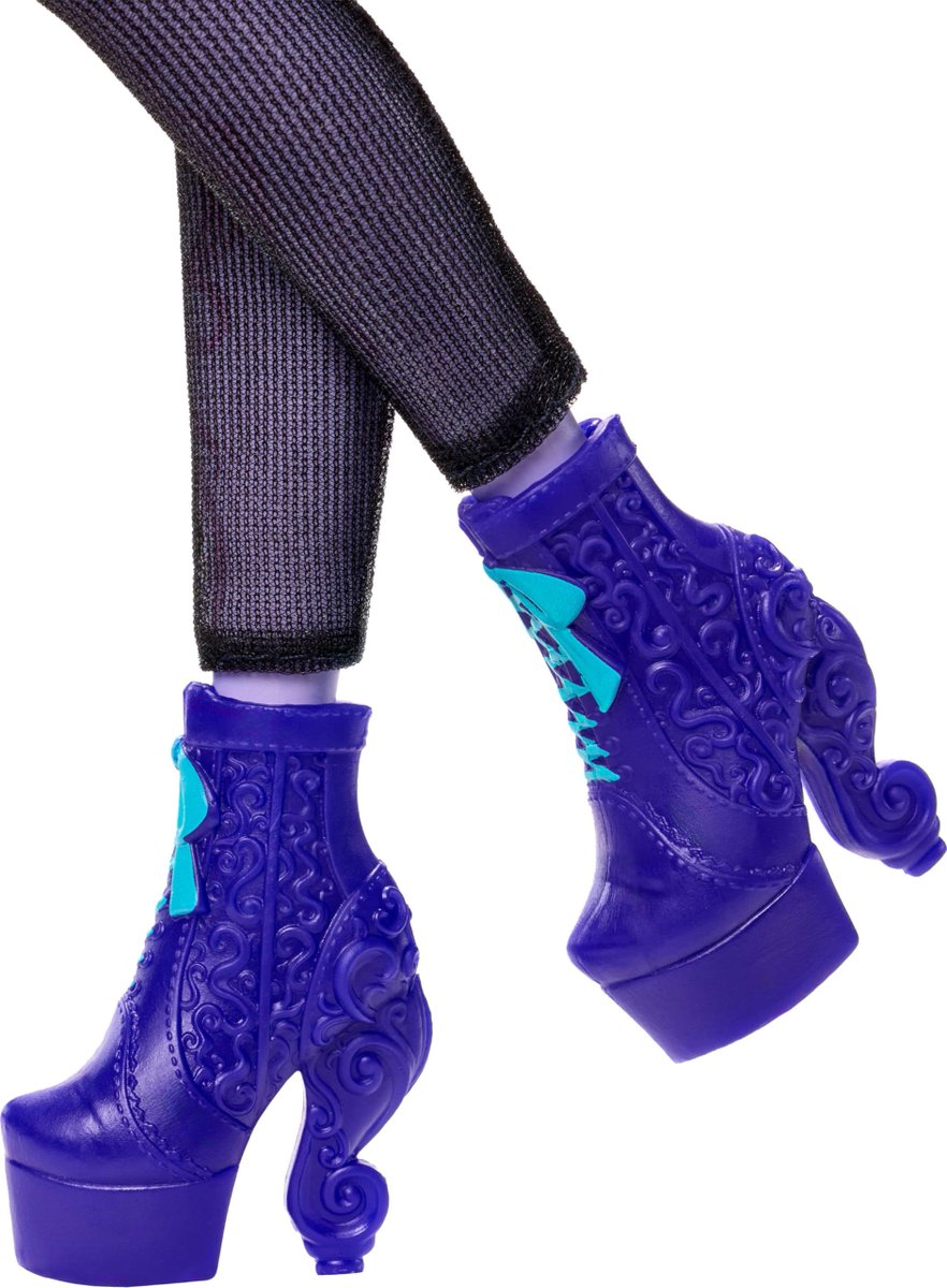 SeeingMount's tweet photo. Monster High Generation 3 (G3) Core Refresh Twyla Boogeyman Stock Pictures

Do you like her updated look? https://t.co/IHVRvVyv5M