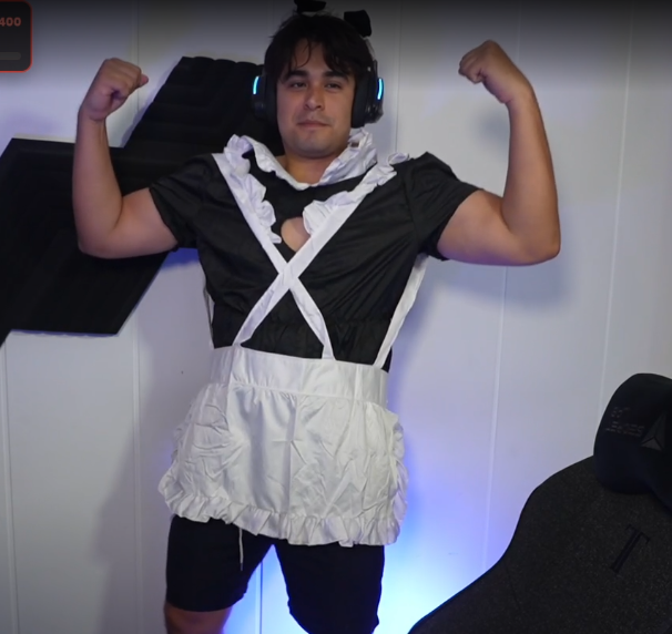 yue_l1ght's tweet photo. de vez en cuando cada q puedo veo los streams de Raptor y en uno se VISTIÓ DE MAID ????? JKFDJLFDSLKFSDL https://t.co/TTKP80GWLT