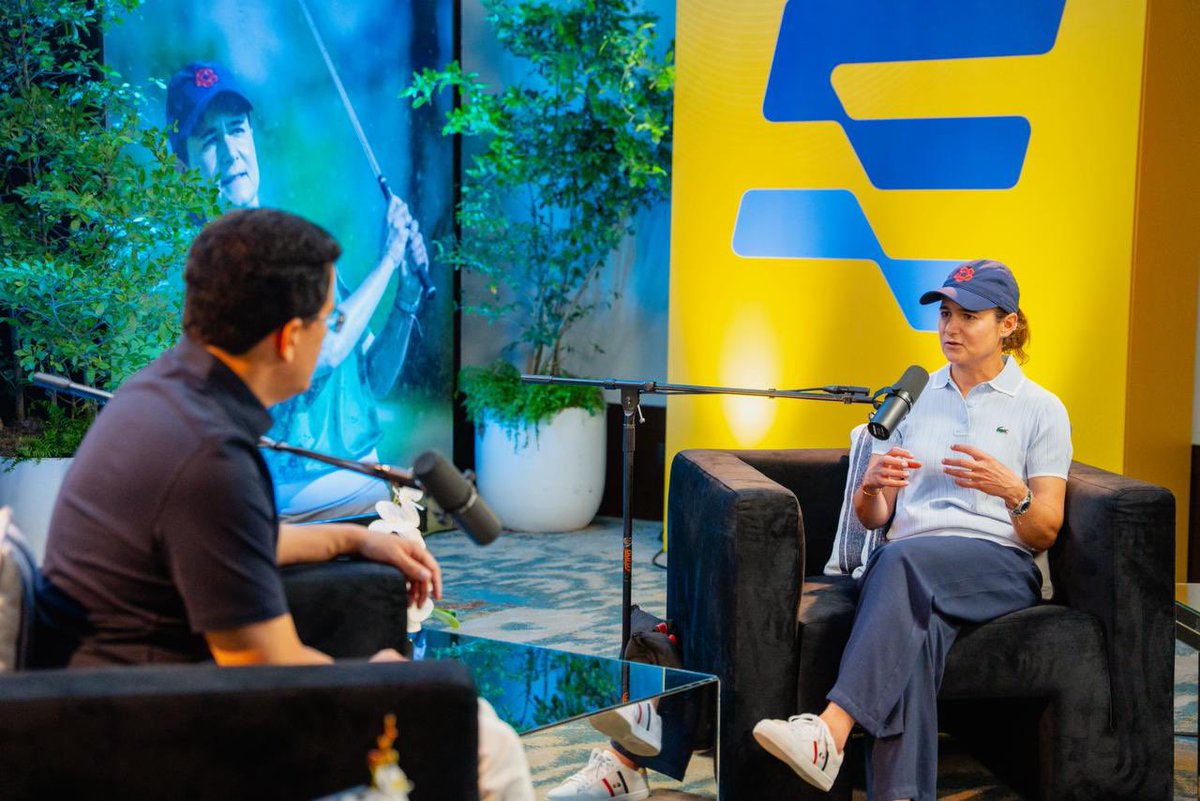 DavidColladoM's tweet photo. Y cerramos la jornada grabando un nuevo episodio de #EmprendedoresConDCPodcast 🎙️

Una conversación más cercana sobre su historia, sus decisiones, los momentos difíciles y todo lo que hubo detrás de una carrera extraordinaria. https://t.co/K7j7mh5Zwn