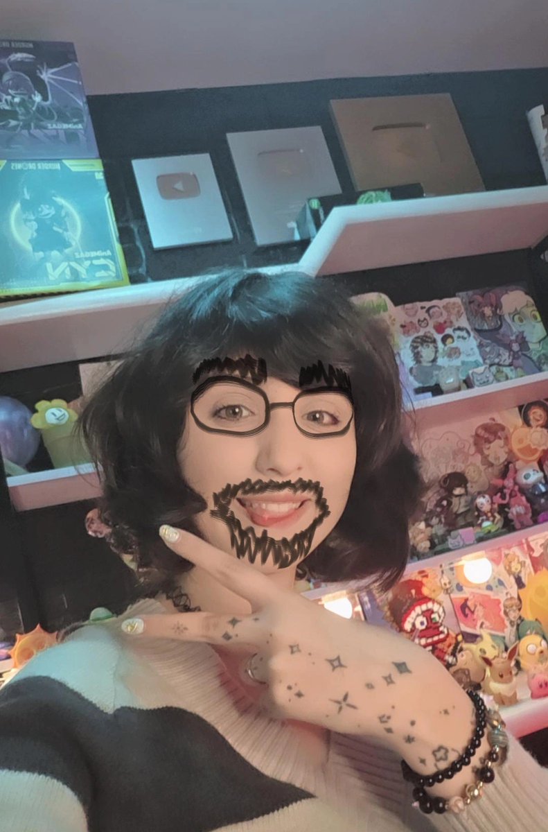 fehdubs's tweet photo. oi gente, VAMO SE MUDAR DE NOVO !!!!??? https://t.co/urPo9O8tBX