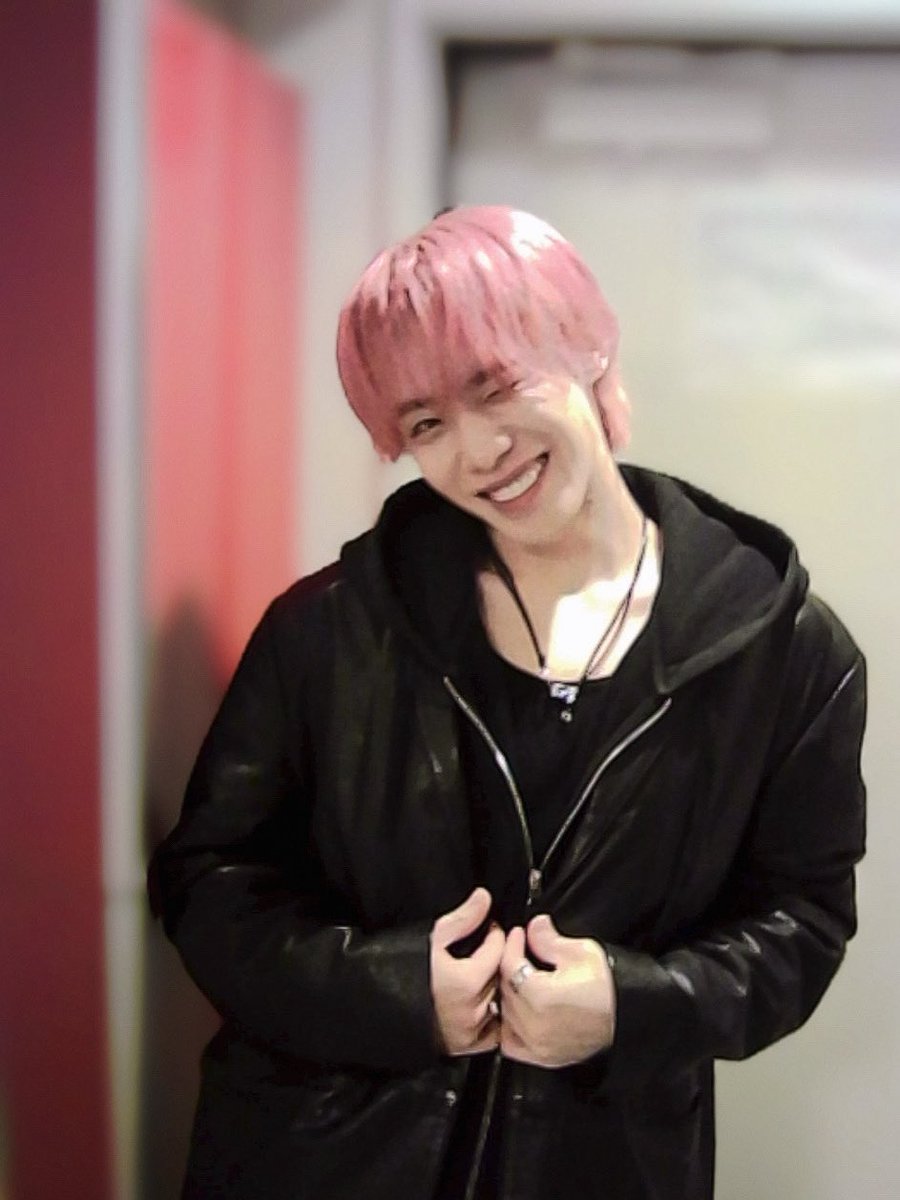 squishxen's tweet photo. i miss xen and his big pretty smile so much :(( https://t.co/Km2wXdOrSP