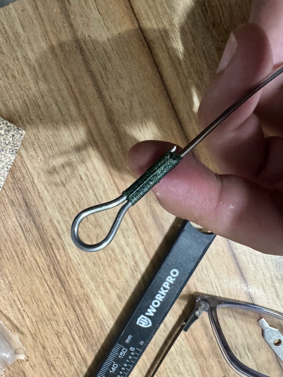 hookedlurestudi's tweet photo. 1.8mm stainless. Every Hooked.

This is how the eyes close.
Not a clip. Through-wired.

Costa Rica workshop. https://t.co/kElEX9QAX4
