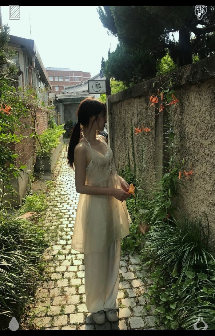 yk8mai's tweet photo. Strolling hand in hand with my girlfriend by the riverbank, taking in the scenic waters. As time went on, Lila, Ethan, and Margaret aged gracefully, yet the café never changed—still cozy, inviting, saturated with the aroma of freshly baked bread and savory soup, brimming with https://t.co/2p7xza0Mnv